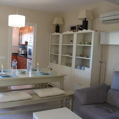 Casa de Férias Peywand *