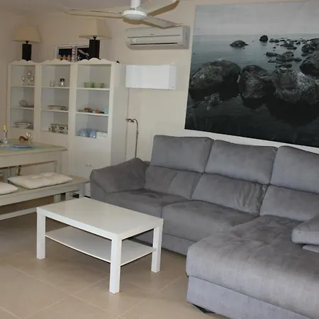 Casa de Férias Peywand