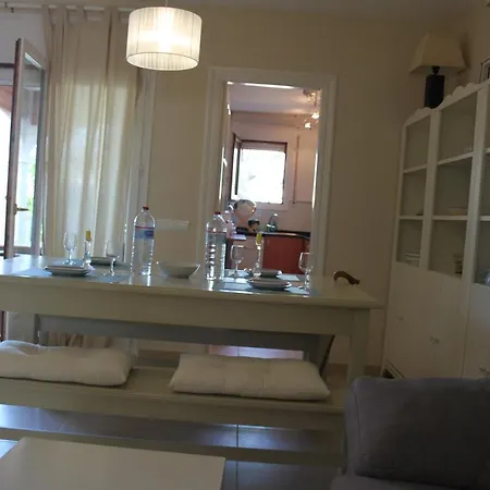 Casa de Férias Peywand *